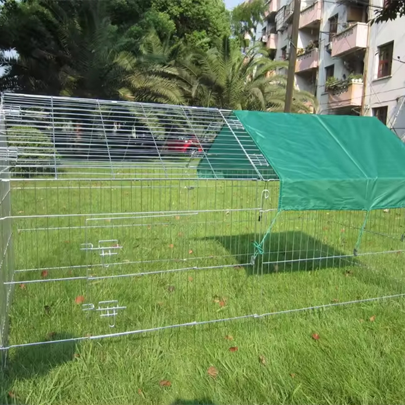 UVカバー付きの屋外折りたたみ式鶏肉フェンスワイヤーチキンコープ UVカバー付きの屋外折りたたみ式鶏肉フェンスワイヤーチキンコープ